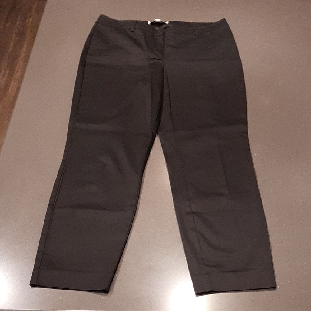 Larry Levine Black Dress Pants